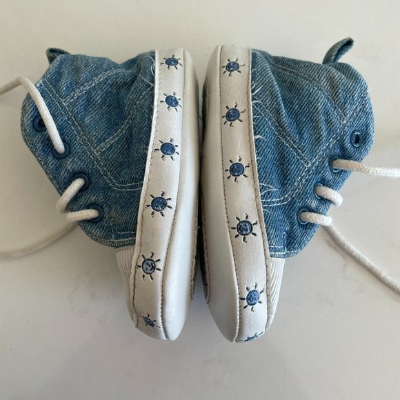 Carter’s Classics Vintage Sneaker Denim High Top Lace Up Baby Shoes Size 4 - Picture 5 of 14